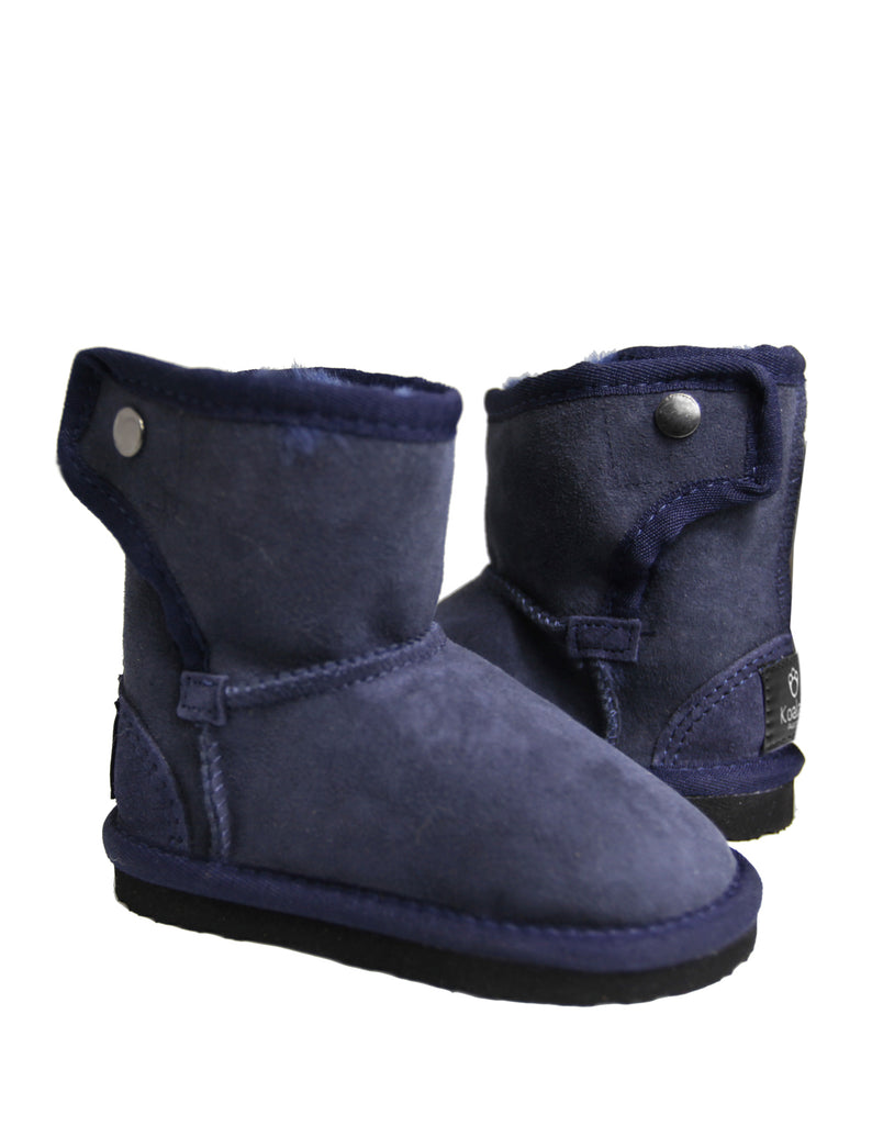 Kids on sale navy uggs